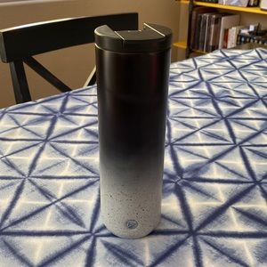 NEW STARBUCKS Ombre black white winter Tumbler 20 oz